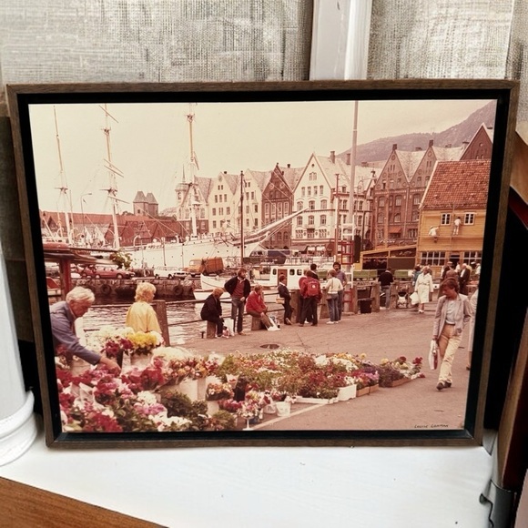 Lohman Photography The Flower Market Bergen Norway Custom Wood Frame Print 12x15 - Picture 1 of 9